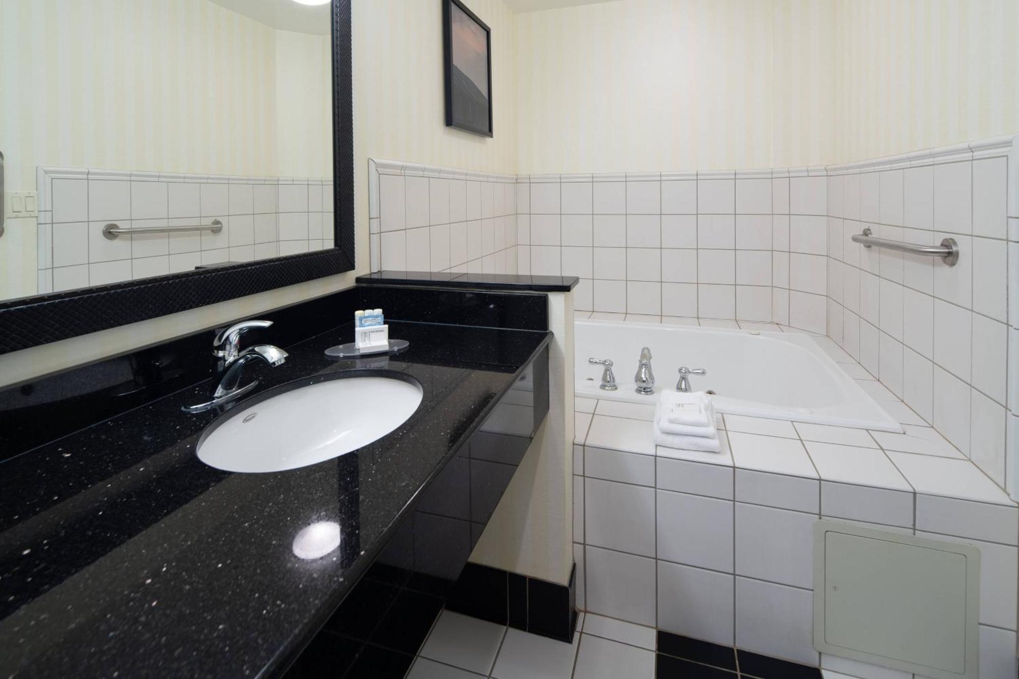Fairfield Inn & Suites Seattle Bremerton Zewnętrze zdjęcie